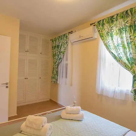 Beachfront Balcony Marinas Home 2 New Era In Holidays Glyfada  Exterior photo